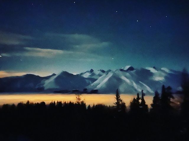 To have the head in the clouds 😶‍🌫️ 
#wanderfullife #lesarcs #coliving #colivingtouristique #share #mountains #lifestyle #vacation #weekend #travel #workation