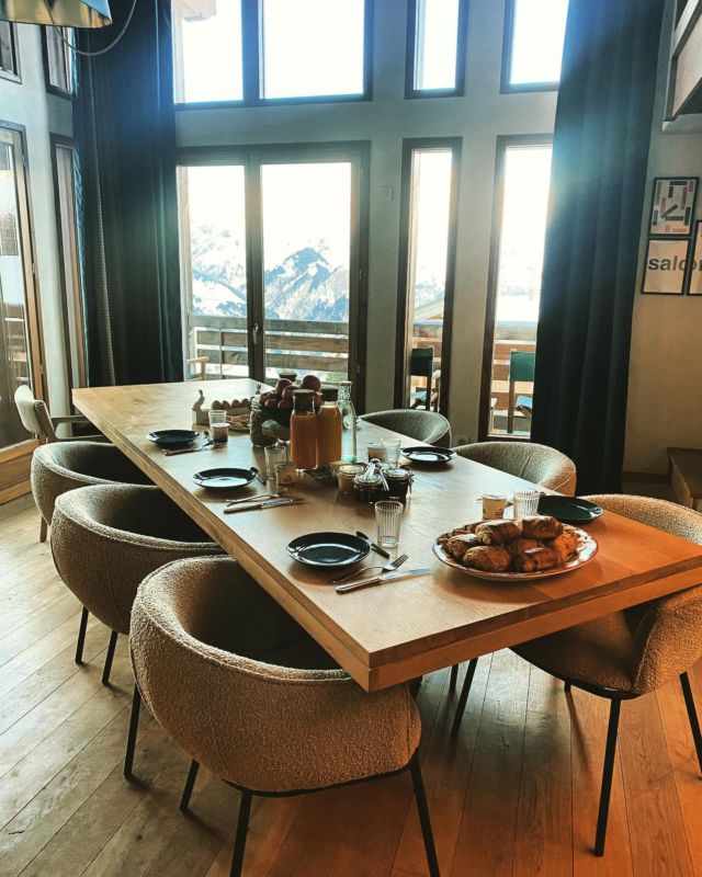 Always a good breakfast to start a great day!!!
Live in community and explore in freedom…
#wanderfullife #lesarcs #coliving #colivingtouristic #chalet #share #lifestyle #mountains #travel #workation #vacation #weekend #newconcept #tourismchange