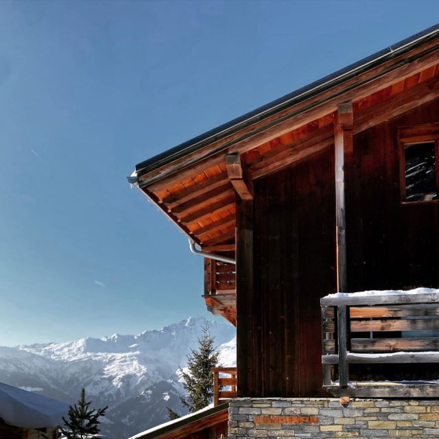 Wanderful Life will become your new favorite mode of travel!! 
#wanderfullife #lesarcs #coliving #colivingtouristique #lifestyle #community #share #travel #workation #holidays #weekend #newconcept